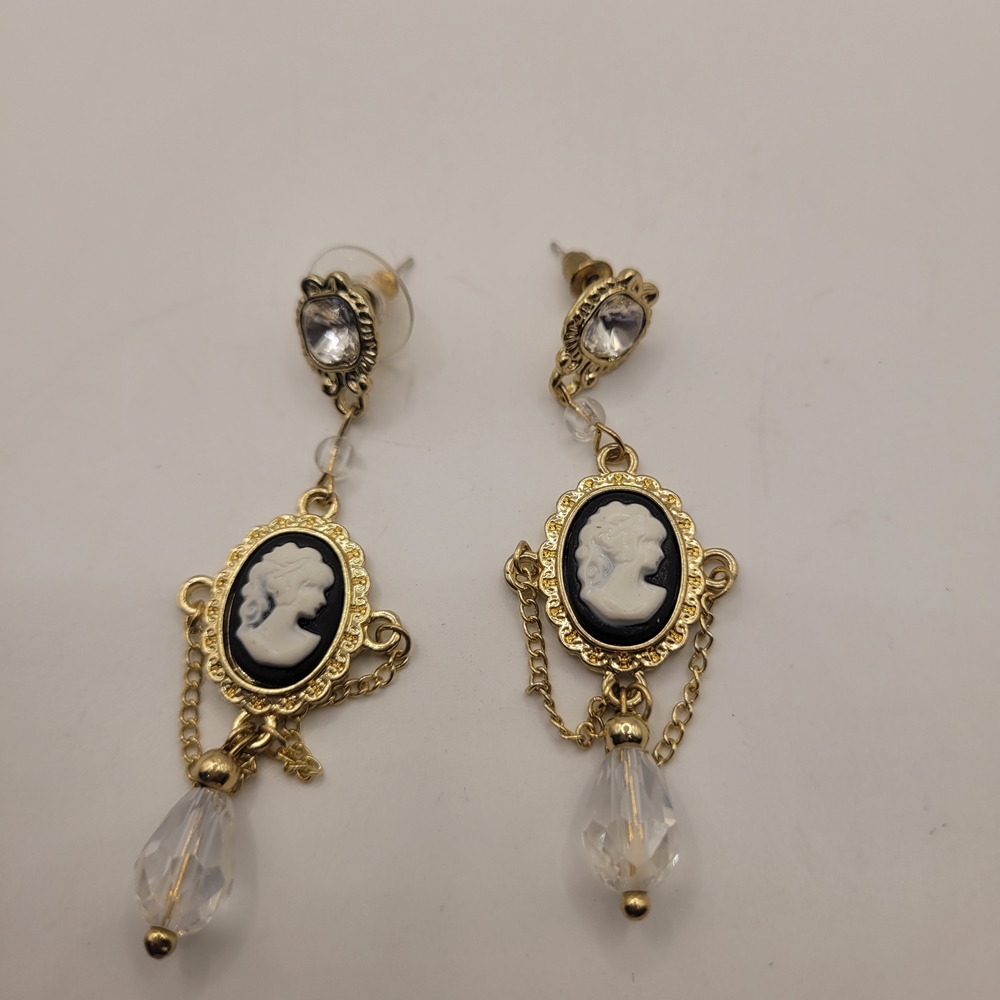 Victorian Crystal Drop Cameo Vintage Portrait Style Earrings